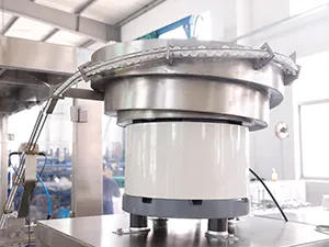 Spouted Pouch Filling and Capping Machine